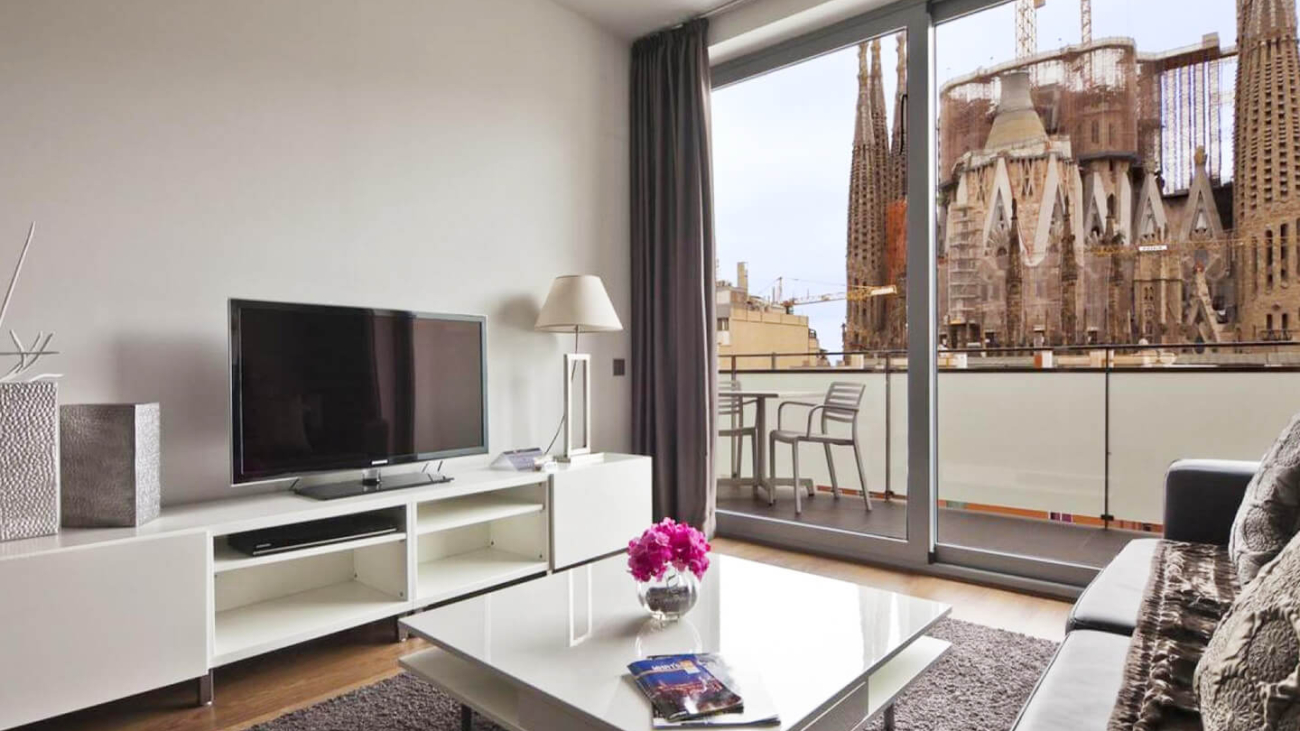 iguana-kvartira-barsa-1-gl